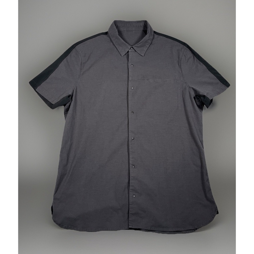 Lululemon Snap To It Short Sleeve Shirt Mens XL Black Button Up Vented Mesh